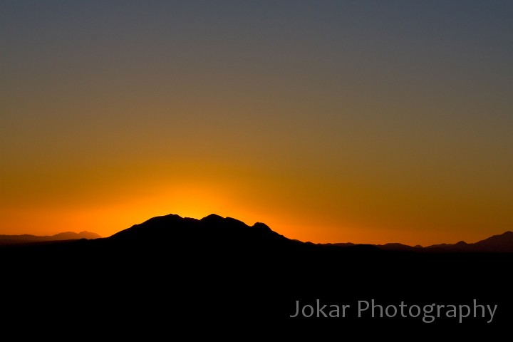 Larapinta_20080603_238 copy.jpg - Mount Sonder sunset, Larapinta Trail, Northern Territory